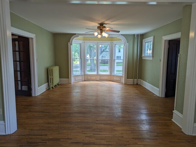 Foto del edificio - 202 W Cherokee Ave