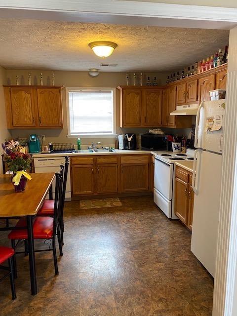 Foto del edificio - 222 University Ave