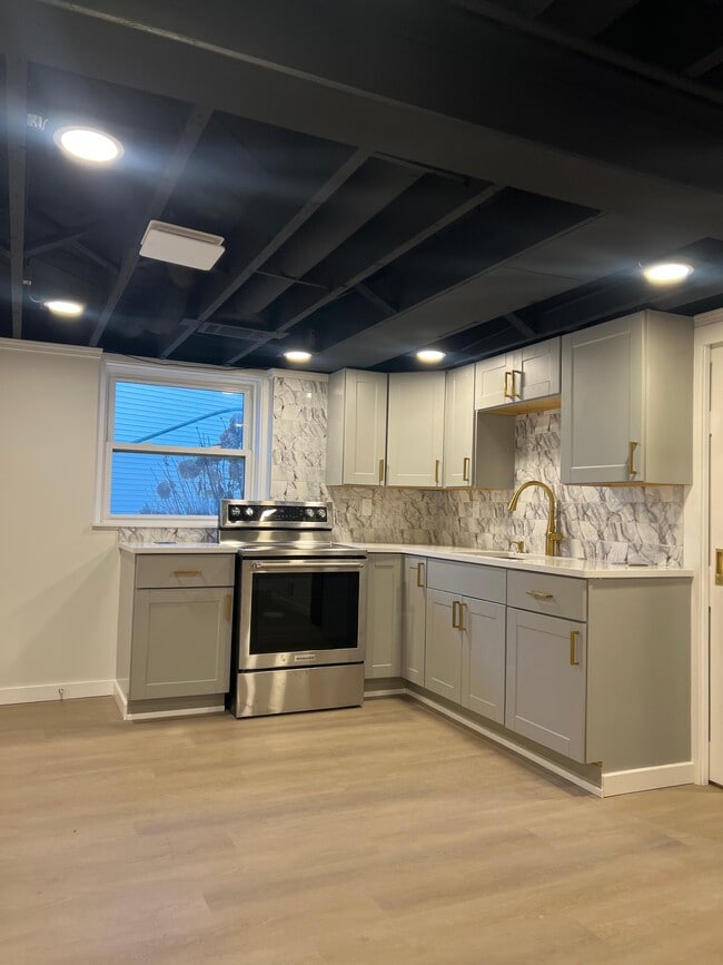 Foto del edificio - 10535 W Spring Green Rd