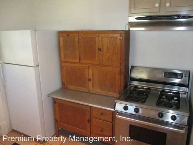 Building Photo - 2 br, 1 bath House - 748 20th Street NE