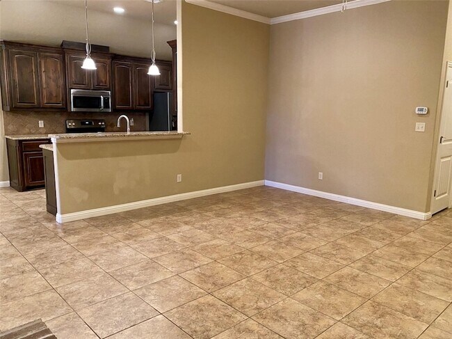 Foto del edificio - 740 Westgate Dr