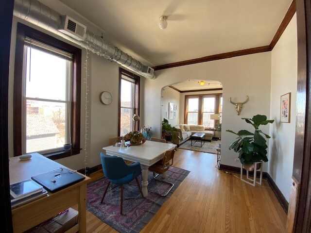 Foto del edificio - 1440 N Ashland Ave