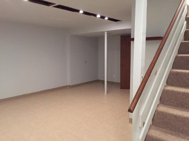 Basement Family Style Room - 177 52nd St