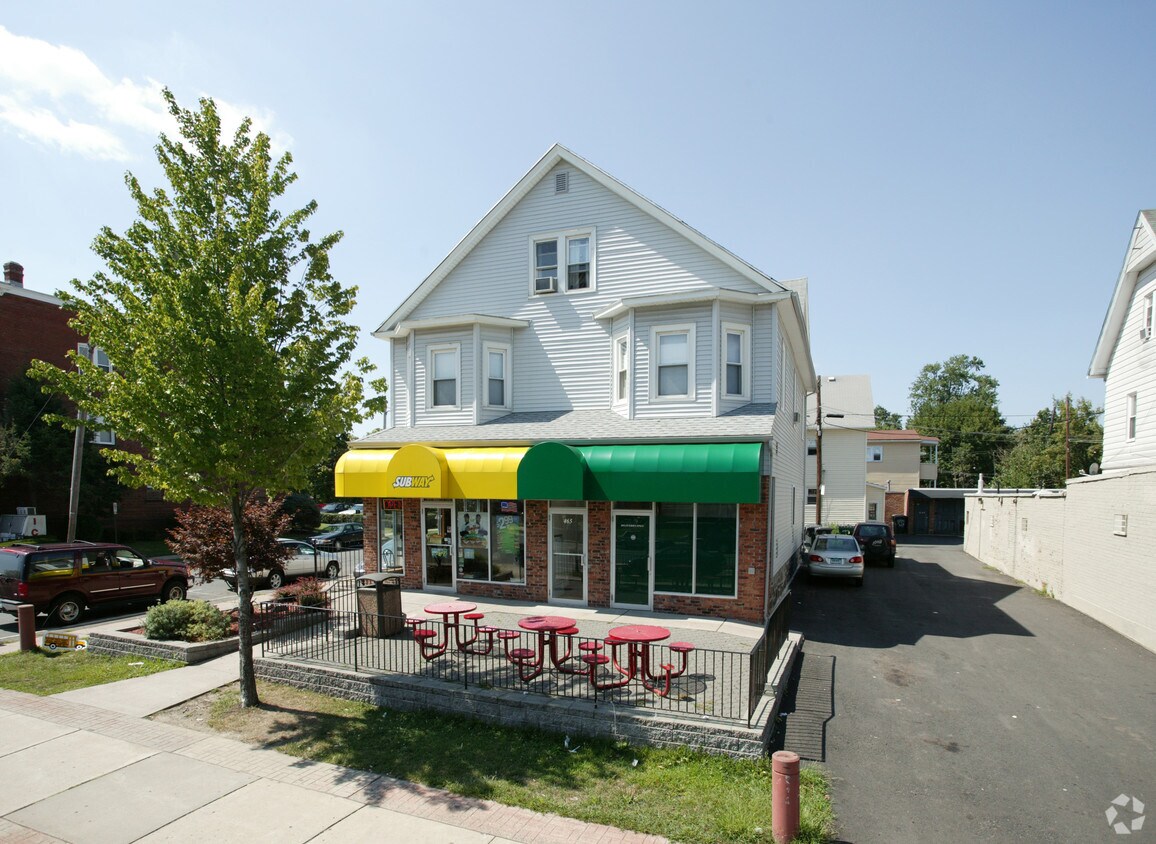Building Photo - 465-467 Franklin Ave