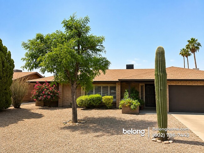 Building Photo - 1613 E Watson Dr