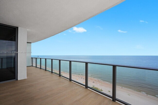 Foto del edificio - 1116 N Ocean Blvd