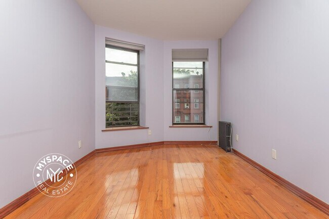 Building Photo - 1077 Dean St