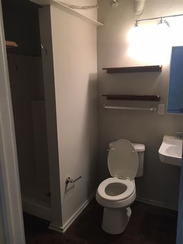 Building Photo - 2501 S Harwood St