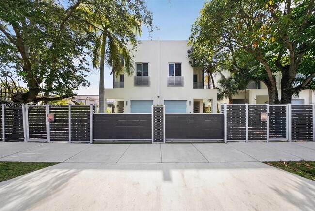 Foto del edificio - 3059 Carter St