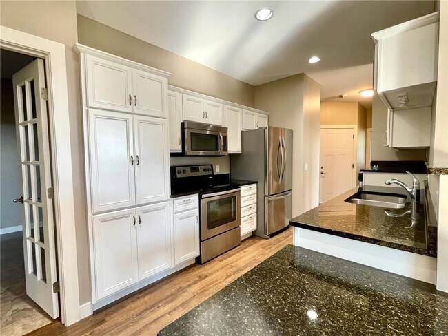 Building Photo - 4670 White Bear Pkwy