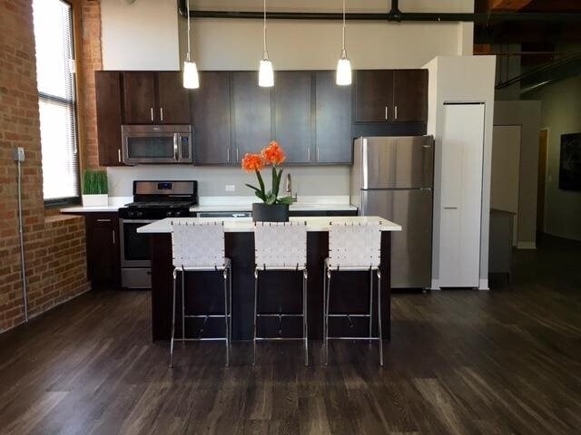 Foto del edificio - 1545 S State St