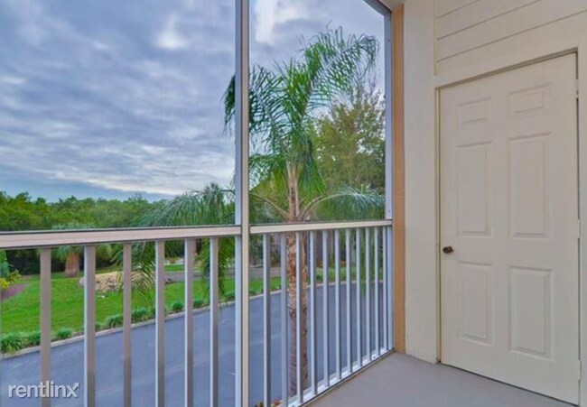 Building Photo - 1 br, 1 bath Condo - 2210 Bay Club Circle