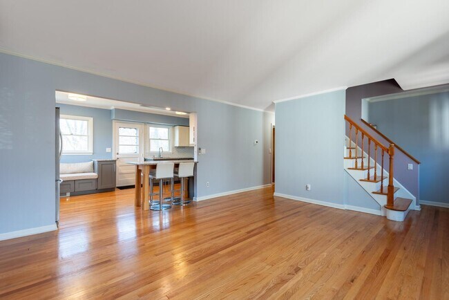 Building Photo - 20 Grove Pl