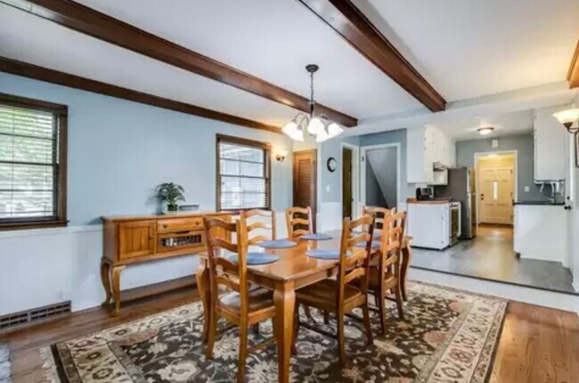 Foto del edificio - 2857 Merrill St