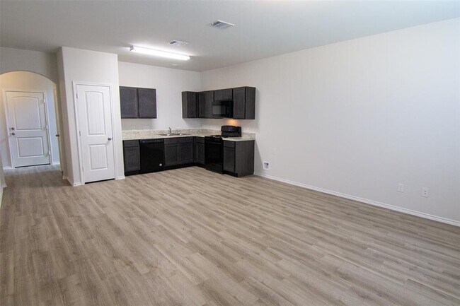 Building Photo - 4902 Giant Sequoia Way