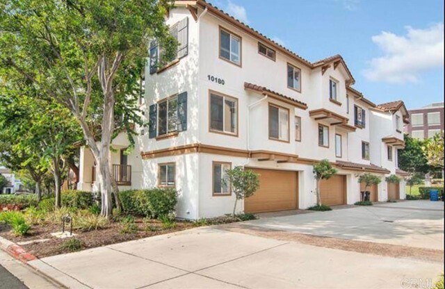 Building Photo - 10180 Wateridge Cir