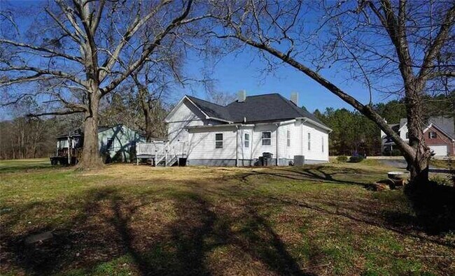 Building Photo - 4974 Union St
