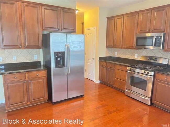Building Photo - 3 br, 2.5 bath House - 3009 Homebrook Lane