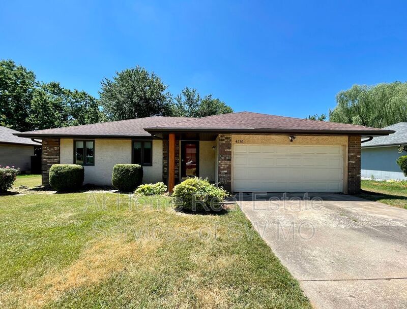 4316 W William St, Battlefield, MO 65619 House for Rent in