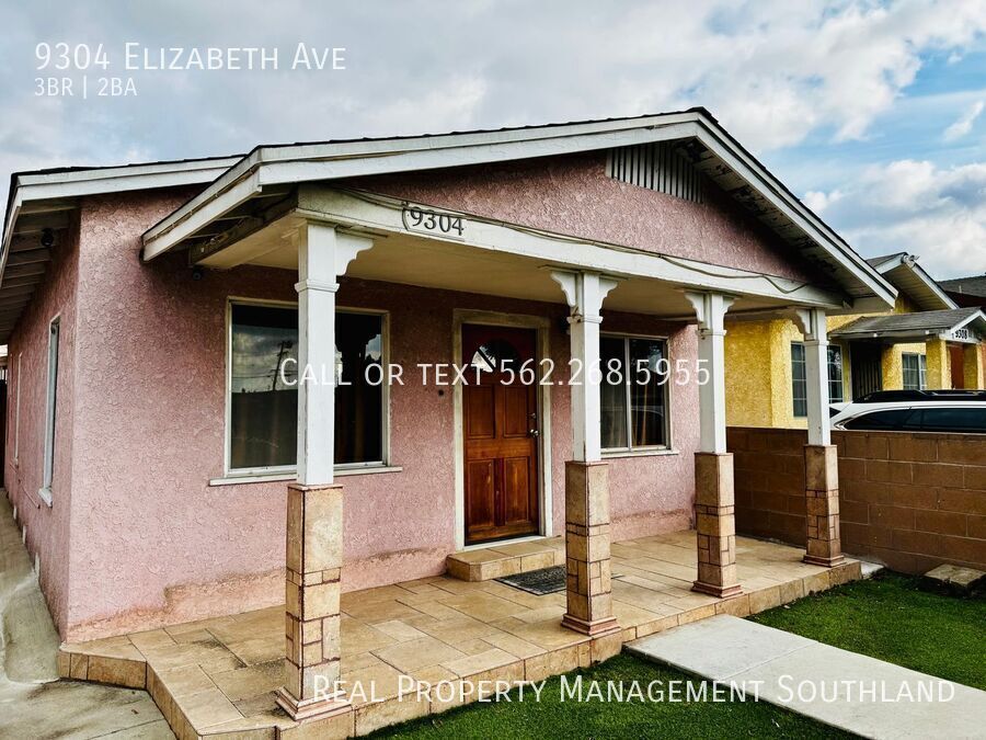 Foto principal - Three Bedroom Home with Garage for Rent in...