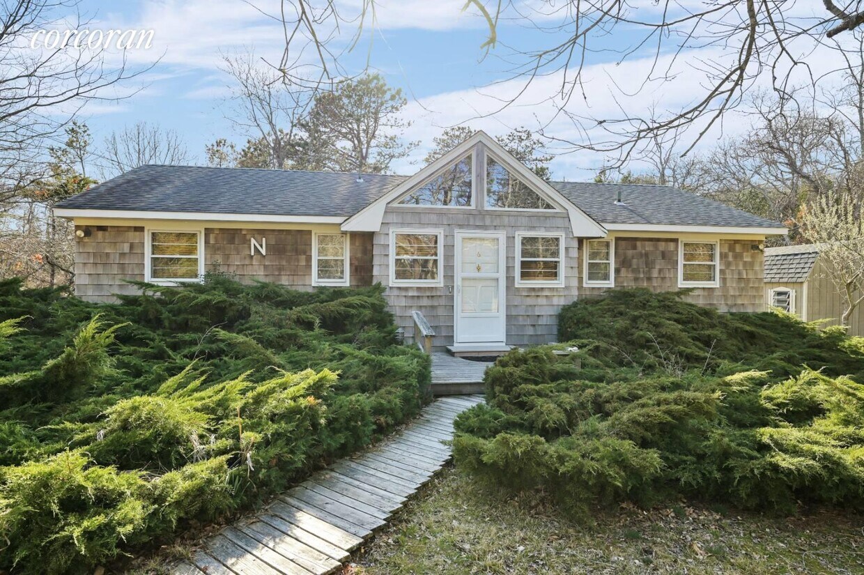 6 Surf Dr, Amagansett, NY 11930 House Rental in Amagansett, NY
