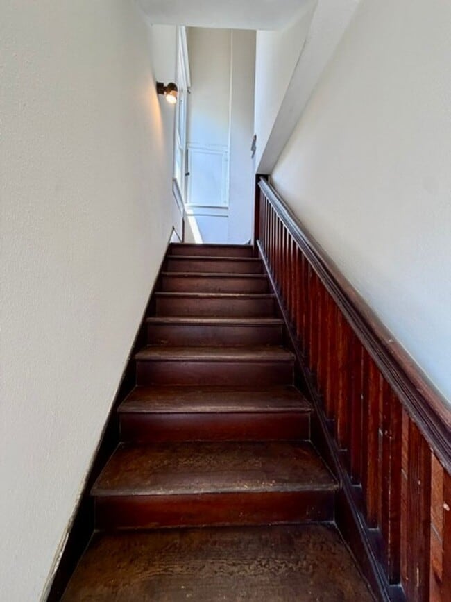 Foto del edificio - 2201 Colonial Ave