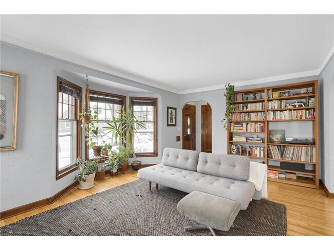 Foto del edificio - 5300 45th Ave S