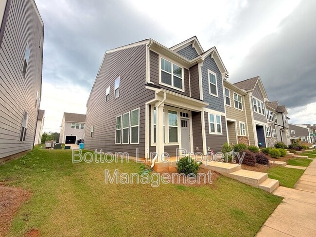 Building Photo - 1552 Cedar Tree Dr