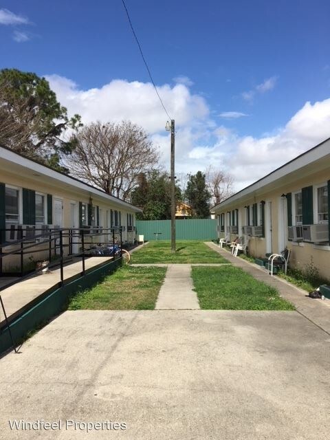 Foto principal - 332-332 De Armas St