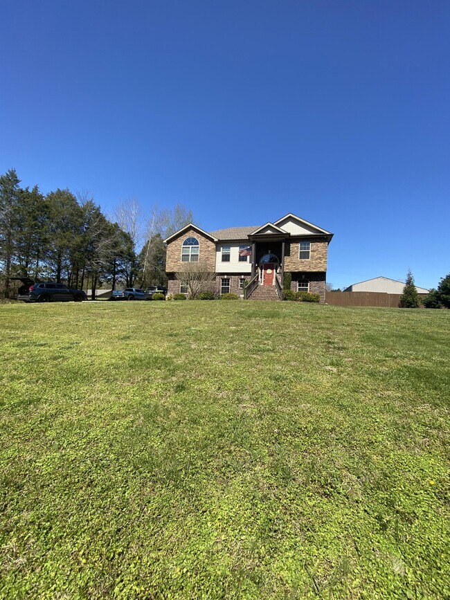 Foto del edificio - 2638-2637 7 Mile Ferry Rd