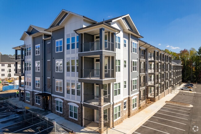 Building Photo - Conclave Glenwood