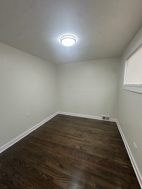 Dormitorio 1 - 12729 S Sangamon St