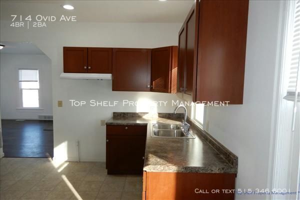 Building Photo - 4 beds, 1.5 bath home!