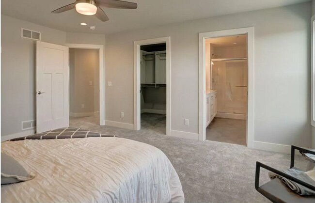Building Photo - 2839 Frisee Dr