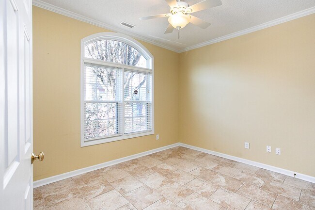 Building Photo - 4824 Tommans Trail