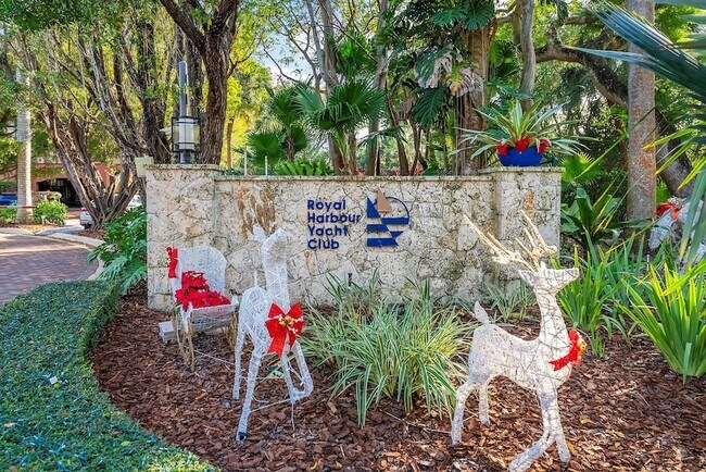 Foto del edificio - 6204 Paradise Point Dr