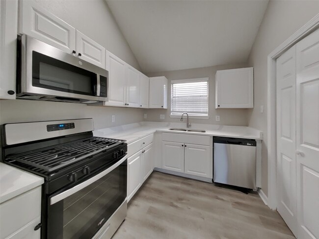Building Photo - 11922 Greenmesa Dr