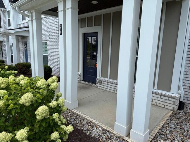 Foto del edificio - FOR RENT - Beautiful Townhome in Henderson...