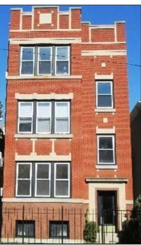 Foto principal - 1340 W Byron St