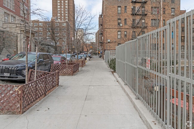 Walkway - Second Farms