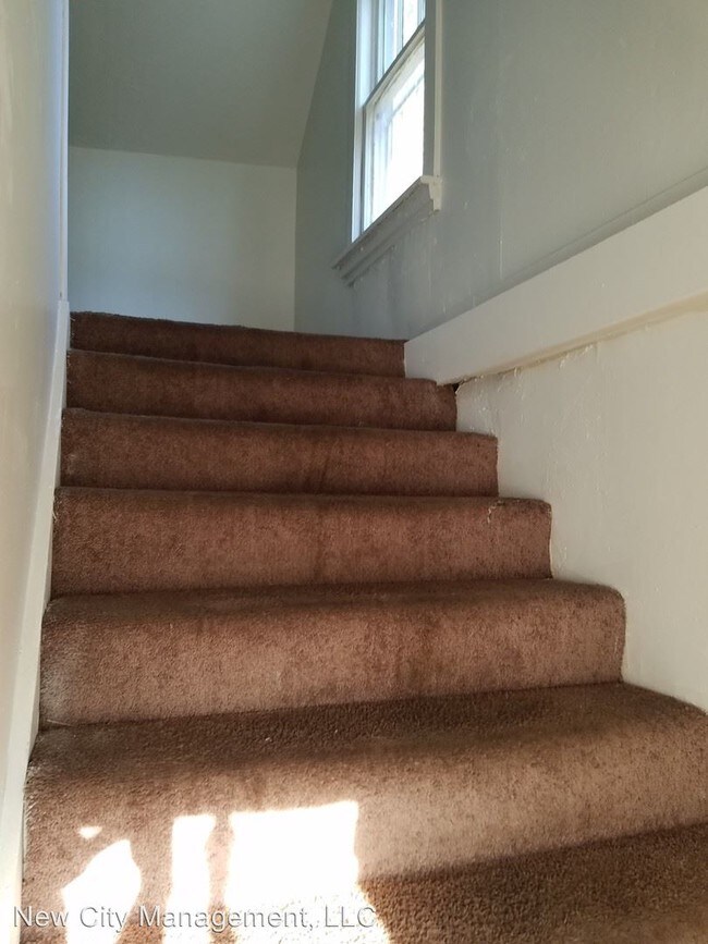 Foto del edificio - 2 br, 1 bath House - 1901 S Hawthorne Ave