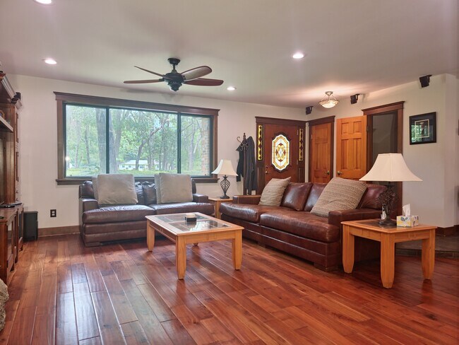 Foto del edificio - 12534 Flynn Rd