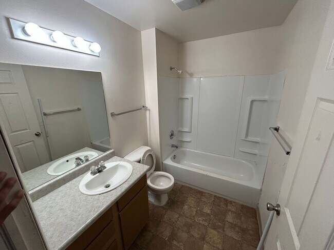 Foto del interior - Riverton Apartments