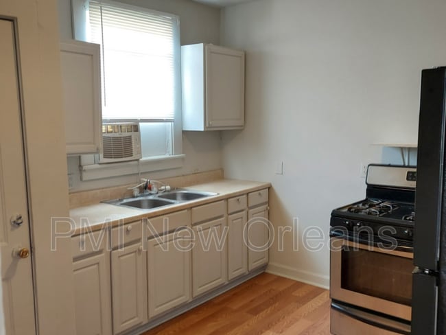 Building Photo - 1776 N Miro St