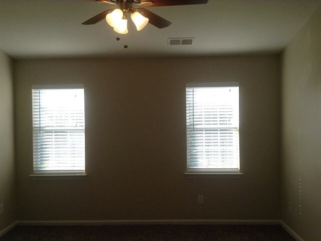 Foto del edificio - 12936 Deaton Hill Dr