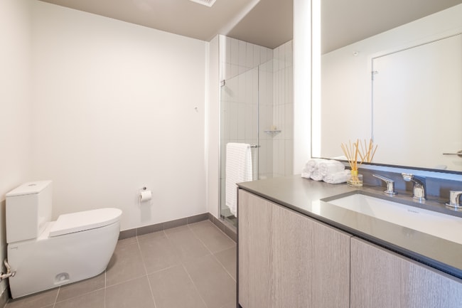 Building Photo - 1243 S Michigan Ave