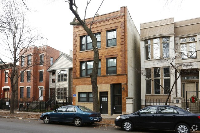 Foto del edificio - 2144 W. Potomac Ave.