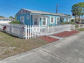 Building Photo - 2179 Pineapple Ave