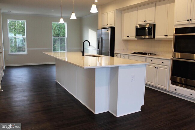 Building Photo - 13034 Jessica Grove Pl