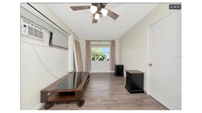 Building Photo - 6412 47th Ave E